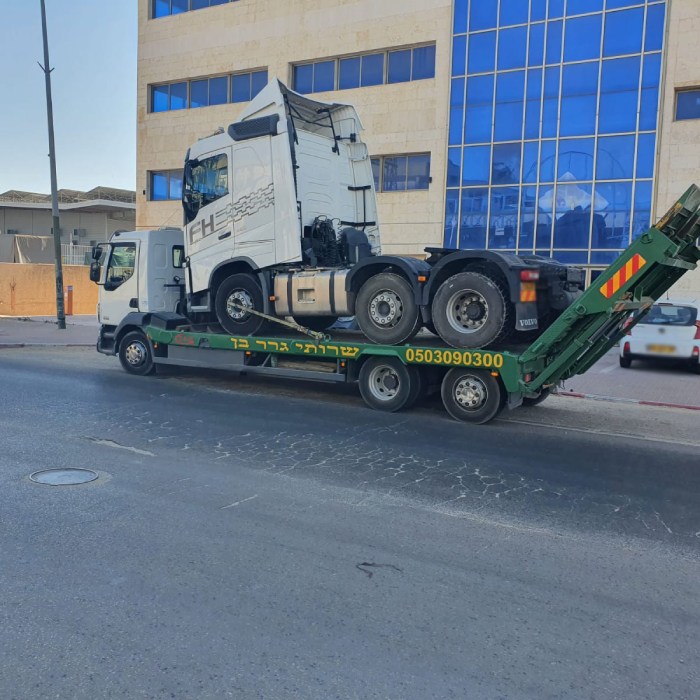 קונה רכבים מסחריים